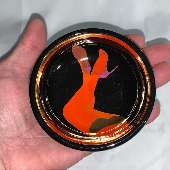 👋🏾SOLD👋🏾JONATHAN ADLER les girls black ceramic LES GIRLS concave DISH - Picture 4 of 7